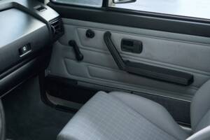 Image 45/50 of Volkswagen Golf Mk I Convertible 1.8 (1989)