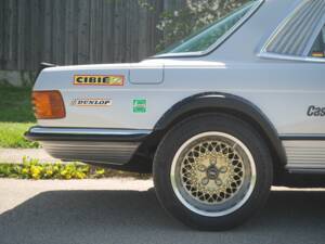 Image 13/26 of Mercedes-Benz 450 SLC (1900)