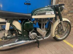 Image 14/17 of Norton DUMMY (1962)