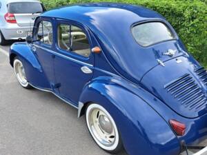 Bild 5/8 von Renault 4 CV (1957)