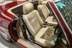 Image 14/35 of Mercedes-Benz 300 SL (1989)