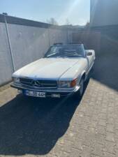 Image 9/16 de Mercedes-Benz 380 SL (1983)