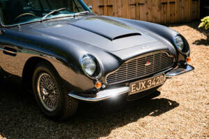 Immagine 12/47 di Aston Martin DB 6 Vantage (1966)