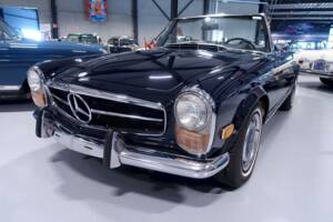 Imagen 2/36 de Mercedes-Benz 280 SL (1971)