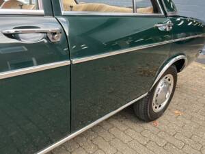 Image 24/88 of Audi 100 LS (1970)