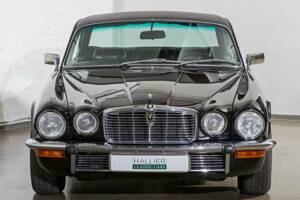 Image 4/31 of Jaguar XJ 5.3 C (1978)