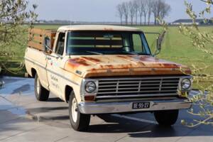 Image 4/52 of Ford F-100 (1967)