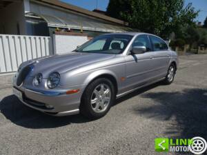 Imagen 1/39 de Jaguar S-Type 3.0 V6 (2000)