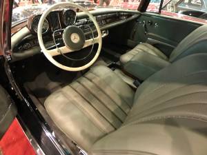 Imagen 12/21 de Mercedes-Benz 300 SE (1965)