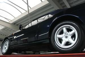 Bild 7/50 von Aston Martin Virage Volante (1994)