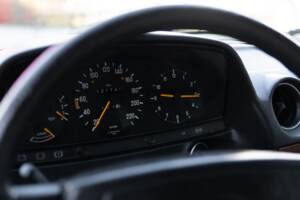 Bild 35/36 von Mercedes-Benz 280 TE (1981)