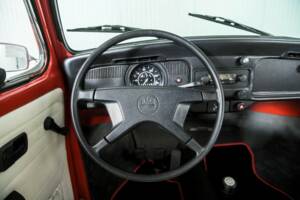 Image 8/50 of Volkswagen Beetle 1200 "Jeans Bug" (1983)