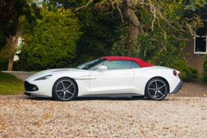 Bild 20/37 von Aston Martin Vanquish Zagato Volante (2017)
