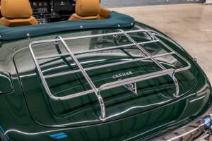 Image 25/34 de Jaguar Type E V12 (1972)