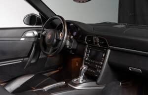 Bild 28/38 von Porsche 911 Carrera 4 (2011)