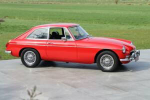 Image 41/50 of MG MGB GT (1974)