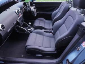Bild 12/17 von Audi TT 1.8 T (2004)