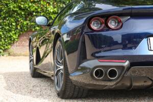 Image 48/50 of Ferrari 812 Superfast (2020)