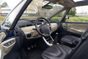 Bild 5/6 von Renault Avantime 3.0 V6 (2002)