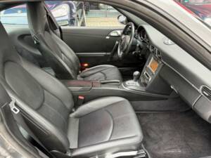 Bild 19/27 von Porsche 911 Carrera 4S (2007)