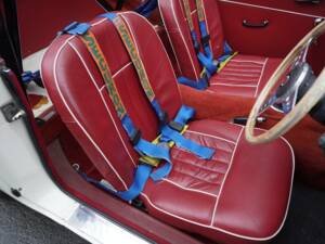 Image 10/17 de MG MGB (1964)