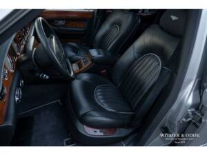 Immagine 5/26 di Bentley Arnage Red Label (2001)