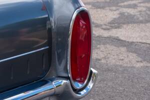 Image 9/50 of Vauxhall Cresta (1958)