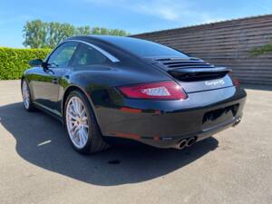 Immagine 5/19 di Porsche 911 Targa 4S (2008)