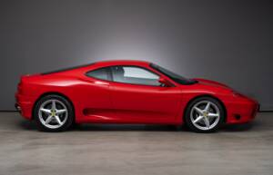 Image 3/35 of Ferrari 360 Modena (1999)