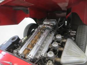 Afbeelding 17/30 van Jaguar E-Type 4.2 (1966)