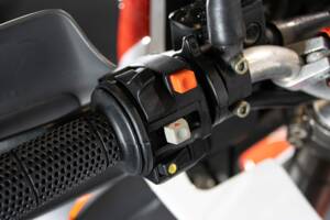 Bild 31/50 von Cagiva DUMMY (1995)