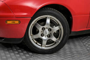 Immagine 4/50 di Mazda MX-5 1.6 (1990)