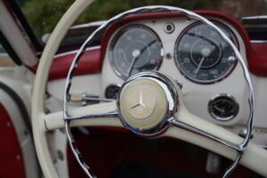 Bild 41/50 von Mercedes-Benz 190 SL (1960)