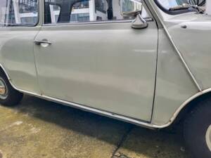 Image 21/51 of Mini 850 (1976)
