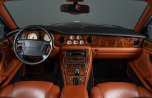 Image 26/36 of Bentley Arnage Red Label (2001)