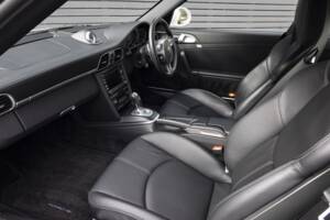 Immagine 17/25 di Porsche 911 Carrera GTS (2011)