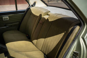Image 43/46 of BMW 525 (1978)