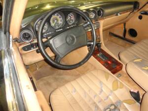 Image 16/30 de Mercedes-Benz 560 SL (1988)