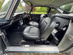 Image 25/30 de Aston Martin DB 4 (1959)
