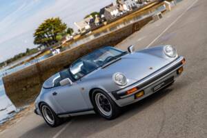 Image 20/132 of Porsche 911 Speedster 3.2 (1989)