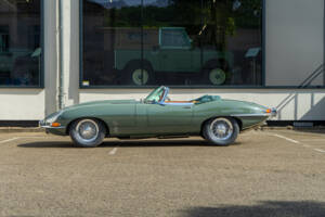 Bild 3/33 von Jaguar E-Type 4.2 (1967)