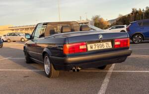 Bild 3/55 von BMW 320i (1991)