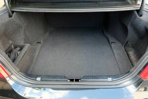 Afbeelding 46/51 van BMW M5 (2007)