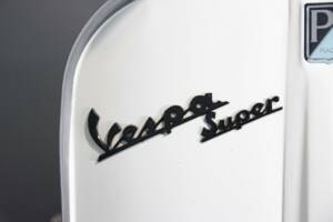 Image 37/50 of Piaggio Vespa 125 Super (1966)