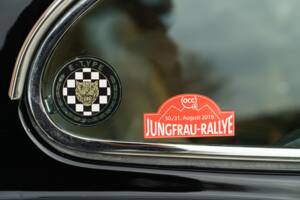 Bild 10/50 von Jaguar E-Type V12 (2+2) (1971)