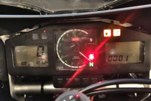 Image 21/32 of Aprilia RSV 1000 R (1999)