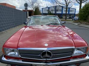 Imagen 10/11 de Mercedes-Benz 560 SL (1988)