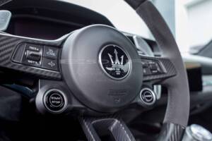 Bild 17/31 von Maserati MC20 (2021)