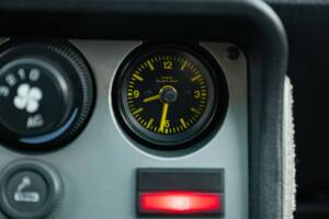 Bild 37/50 von Porsche 944 (1985)