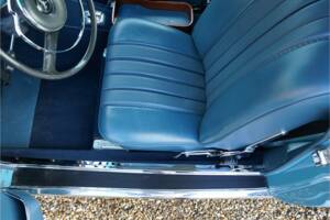 Bild 19/50 von Mercedes-Benz 250 SE (1967)